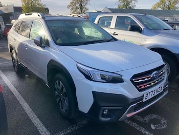 2.5i Touring 5dr Lineartronic Automatic