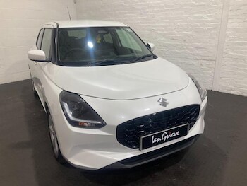 Used Suzuki Swift 2024 for sale - 78095095: Photo