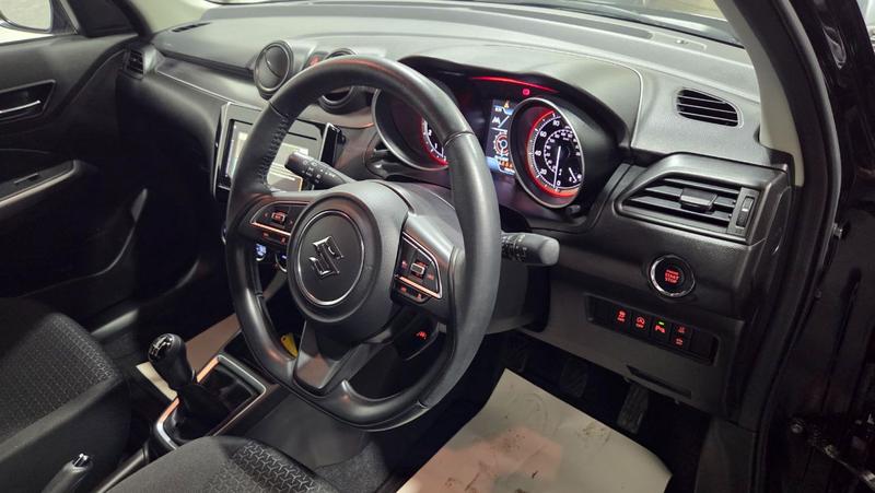 Used Suzuki Swift 2023 for sale - 76844948: Photo 10