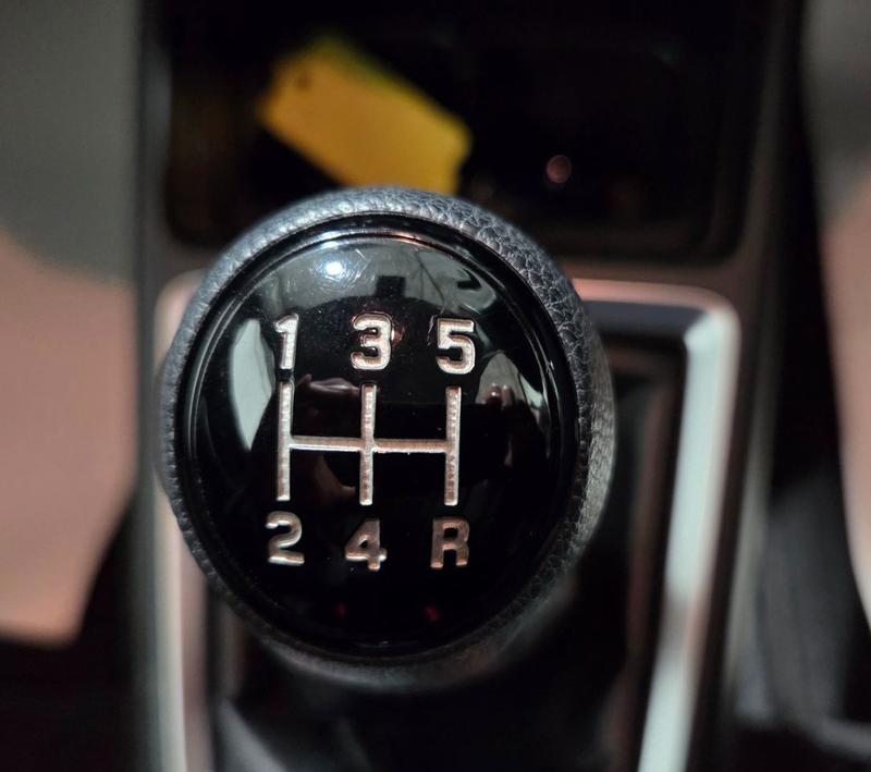 Used Suzuki Swift 2023 for sale - 76844948: Photo 25