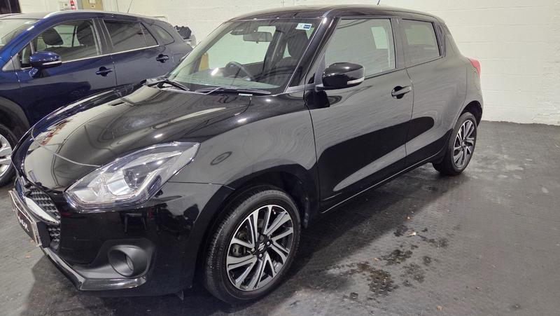 Used Suzuki Swift 2023 for sale - 76844948: Photo 3