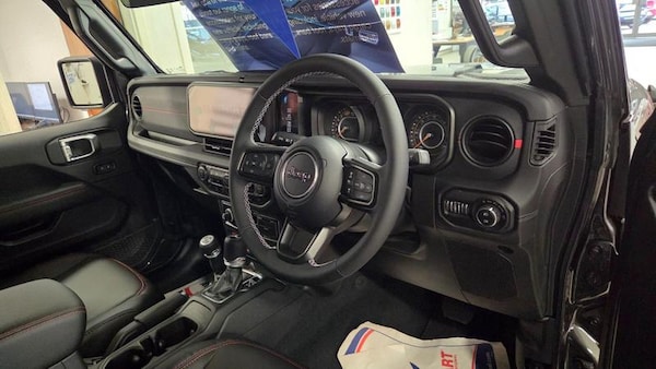 Used Jeep Wrangler 2025 for sale - 76242927: Photo 6