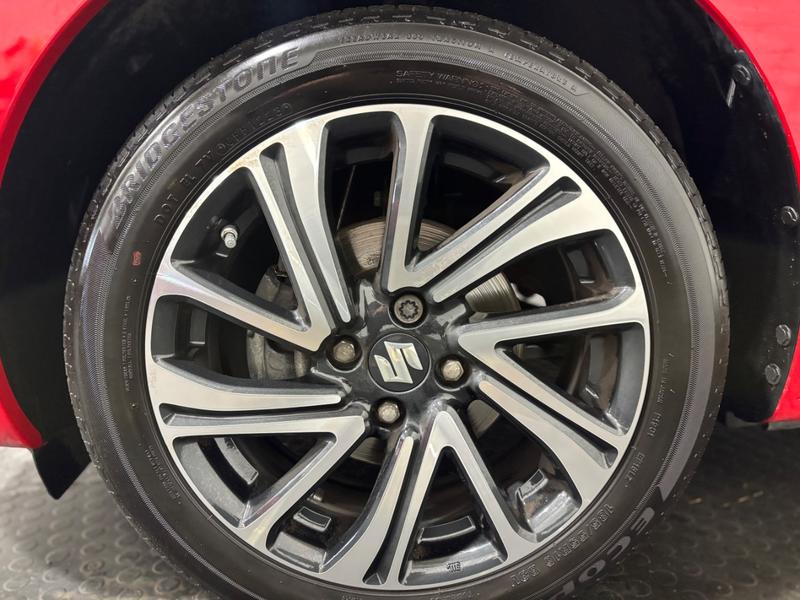 Used Suzuki Swift 2023 for sale - 75945335: Photo 4