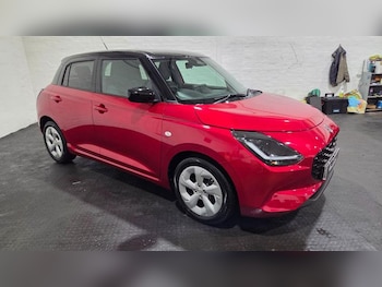 Used Suzuki Swift 2024 for sale - 77093850: Photo