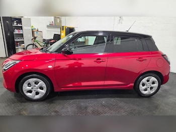 Used Suzuki Swift 2024 for sale - 77093850: Photo