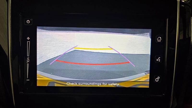 Used Suzuki Swift 2025 for sale - 76844952: Photo 2