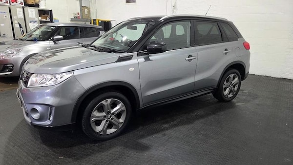 Used Suzuki Vitara 2017 for sale - 75982586: Photo 4