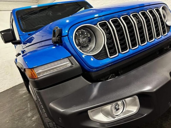 Used Jeep Wrangler 2024 for sale - 73320894: Photo 5