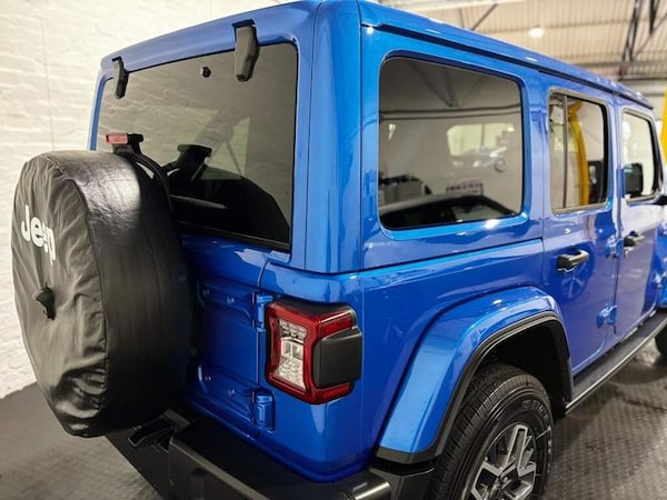 Used Jeep Wrangler 2024 for sale - 73320894: Photo 6