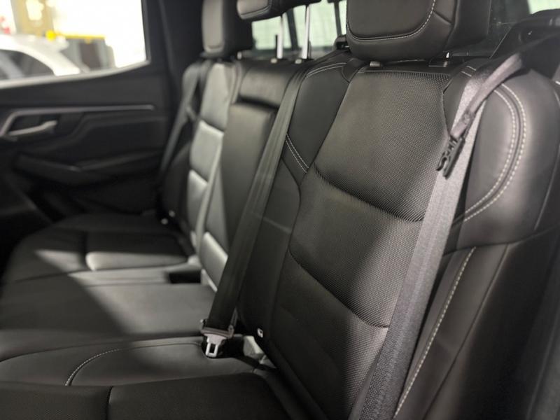 Used Isuzu D-Max 2023 for sale - 76444392: Photo 13