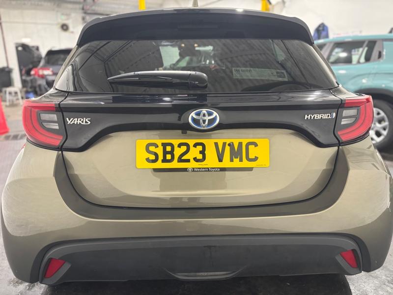 Used Toyota Yaris 2023 for sale - 76444385: Photo 14