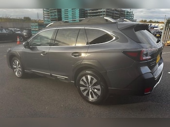 Used Subaru Outback 2023 for sale - 76402097: Photo