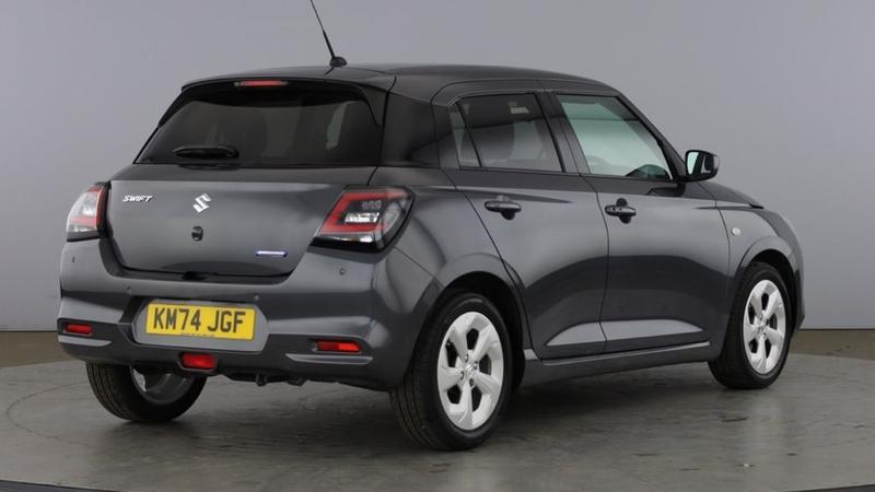 Used Suzuki Swift 2024 for sale - 76576739: Photo 3