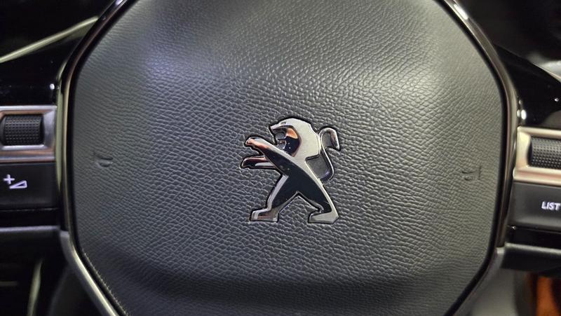 Used Peugeot 2008 2021 for sale - 75982560: Photo 26
