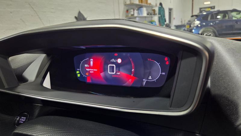 Used Peugeot 2008 2021 for sale - 75982560: Photo 31