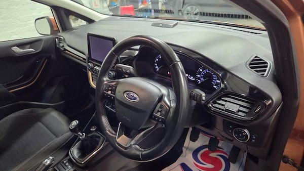 Used Ford Fiesta 2018 for sale - 75982561: Photo 15