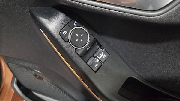 Used Ford Fiesta 2018 for sale - 75982561: Photo 17