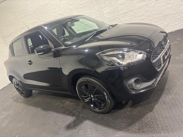 Used Suzuki Swift 2019 for sale - 76101803: Photo 3