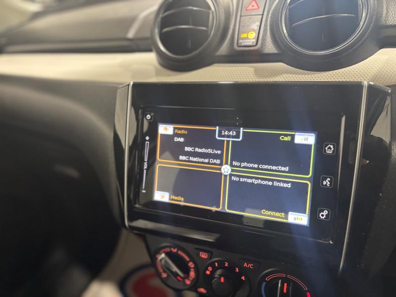 Used Suzuki Swift 2022 for sale - 75982609: Photo 22