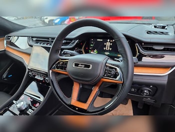 Used Jeep Grand Cherokee 2025 for sale - 76844953: Photo