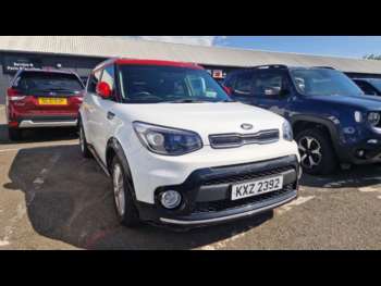 2017 - 1.6 CRDi 2 5dr-White with Red roof Manual