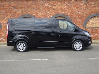 Used Ford Tourneo Custom 2022 for sale - 79349354: Photo