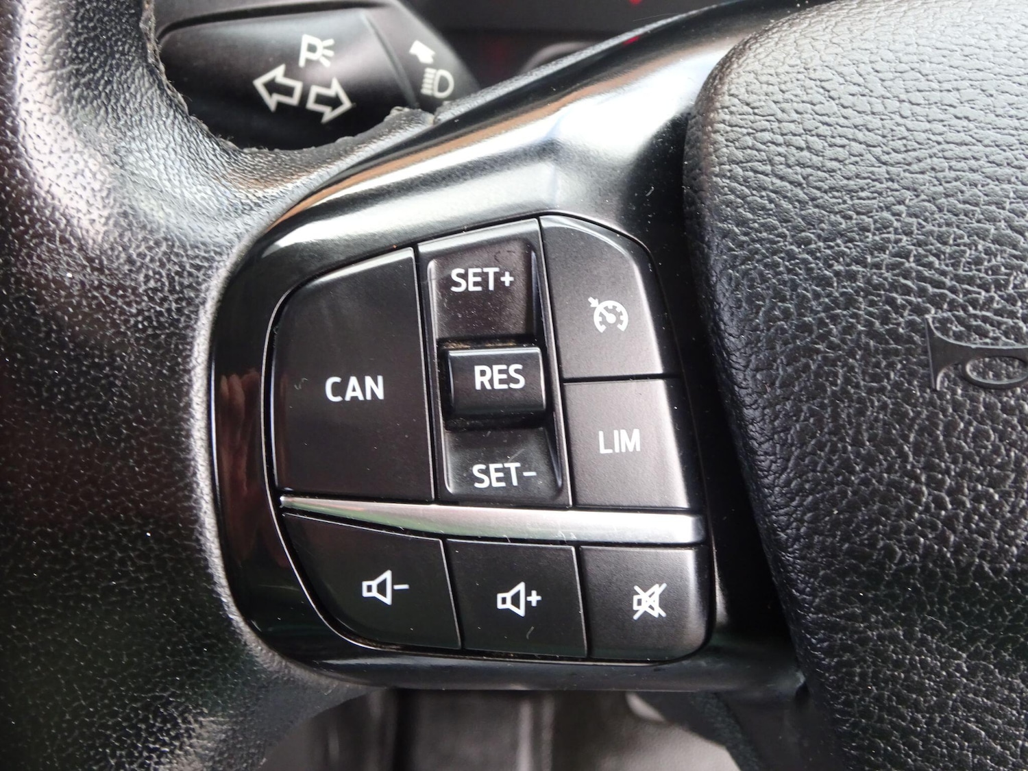 Used Ford Transit Custom 2020 for sale - 76995975: Photo 17