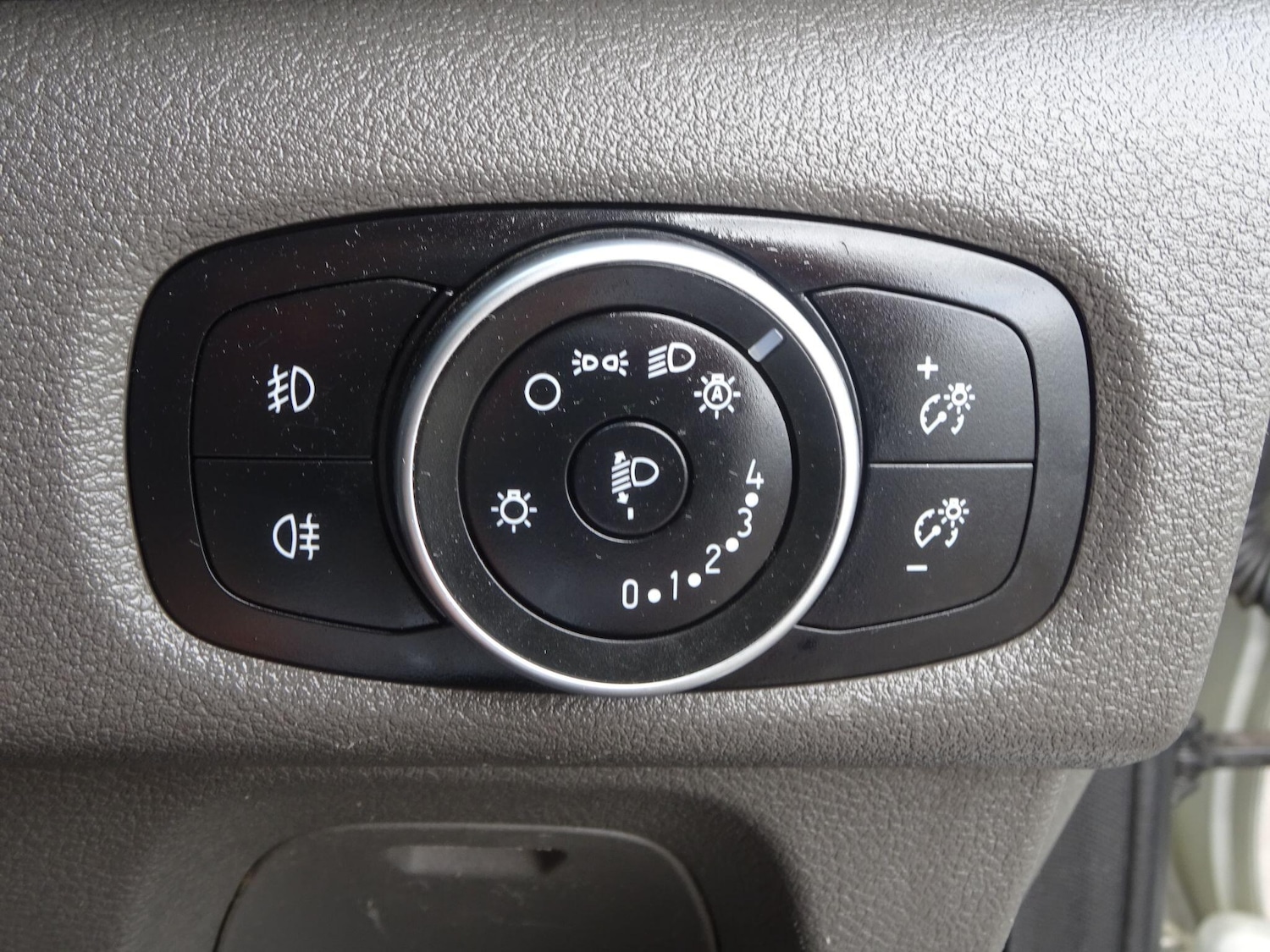 Used Ford Transit Custom 2020 for sale - 76995975: Photo 26