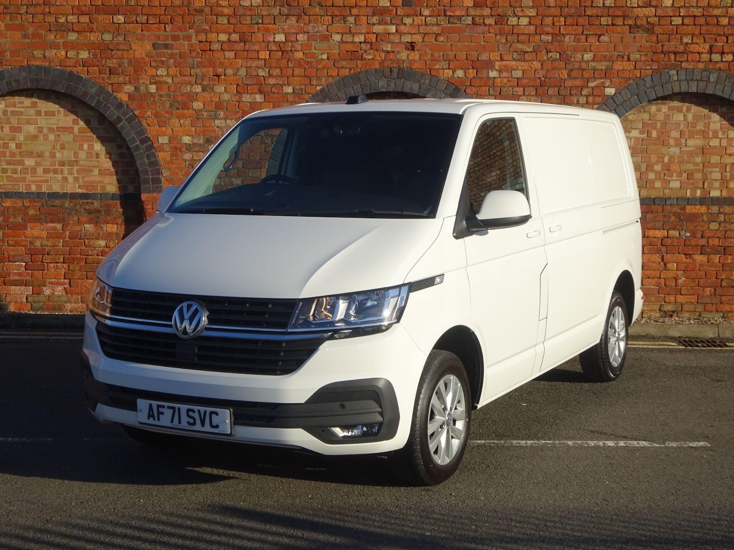 Used Volkswagen Transporter 2021 for sale - 76997537: Photo 8