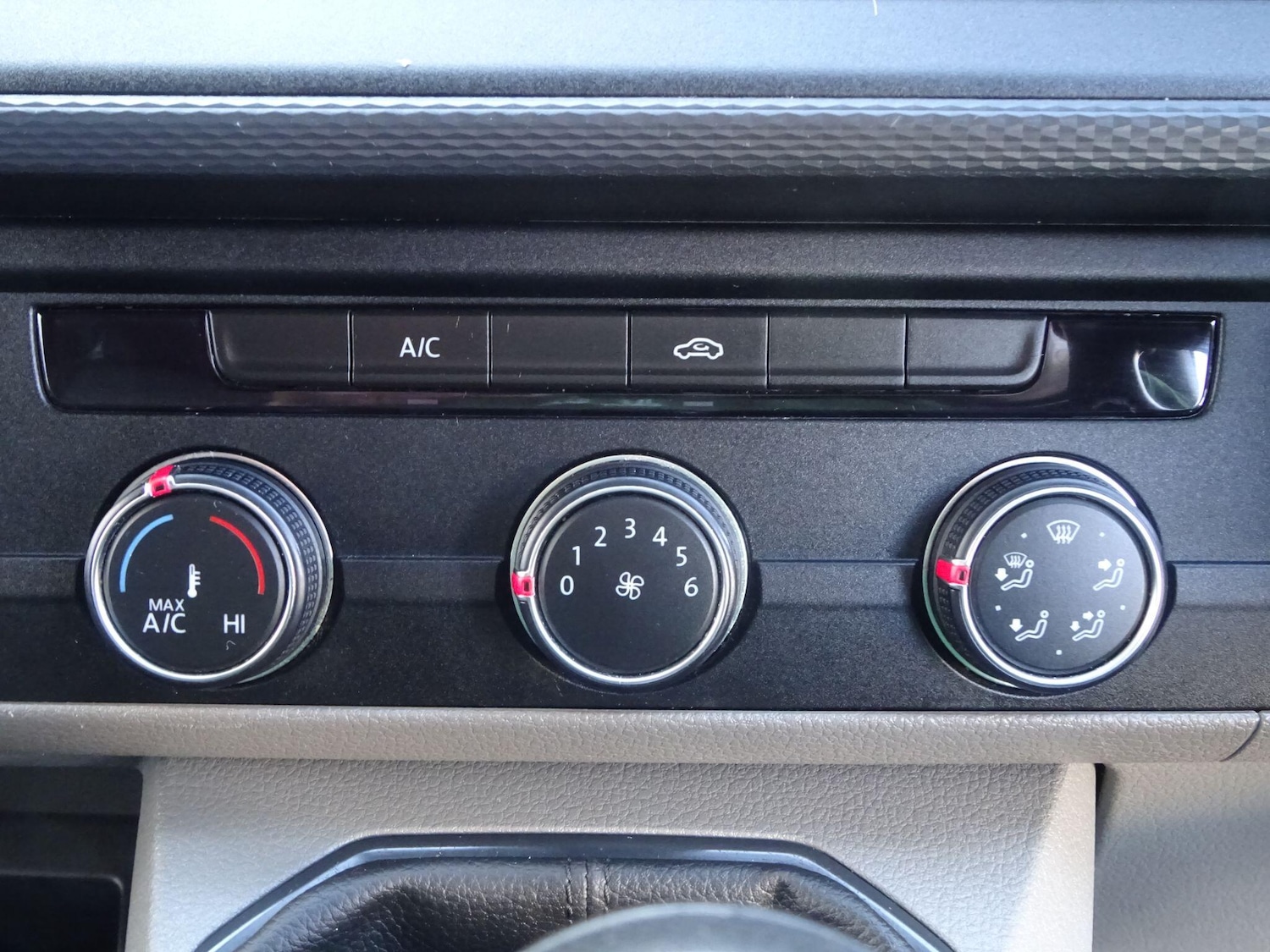 Used Volkswagen Transporter 2021 for sale - 76592735: Photo 23