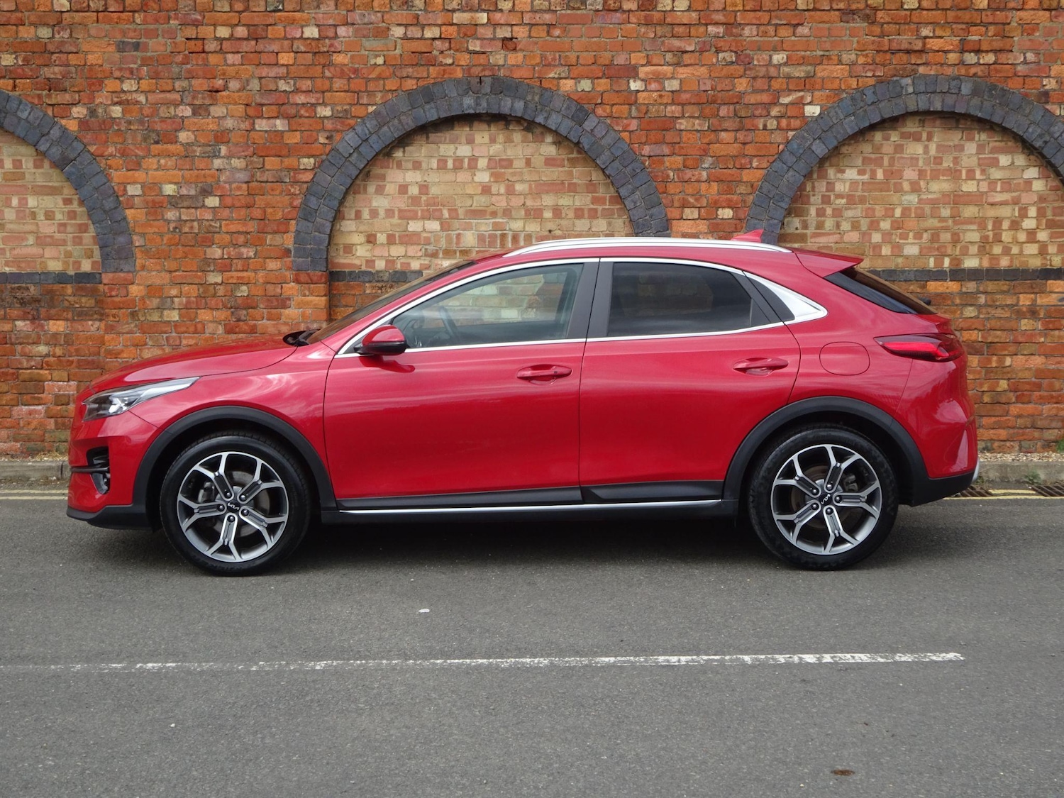 Used Kia XCeed for sale - 76993309: Photo 5