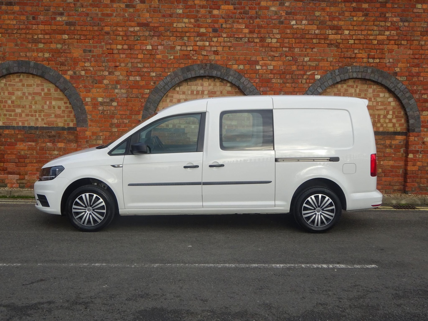 Used Volkswagen Caddy Maxi 2020 for sale - 77315431: Photo 5