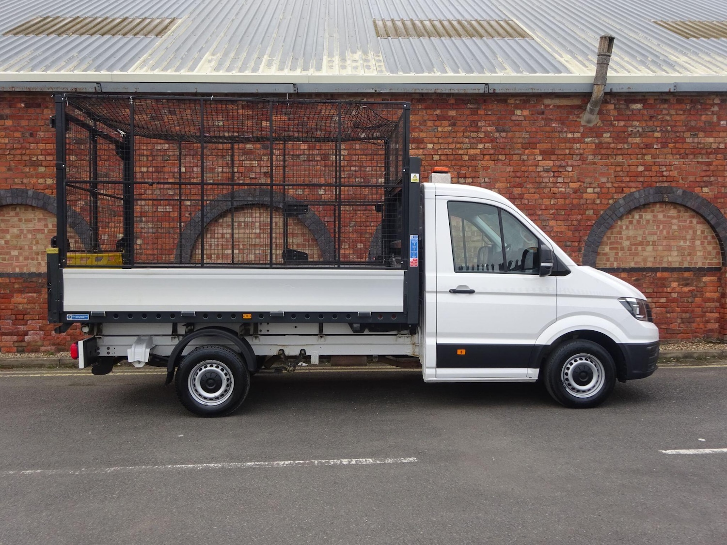 Used Volkswagen Crafter for sale - 77977708: Photo 2