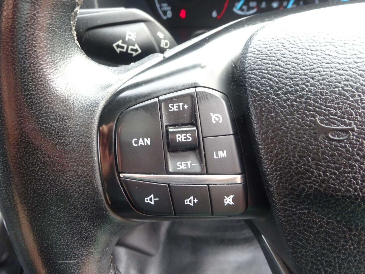 Used Ford Transit Custom 2019 for sale - 76988603: Photo 17