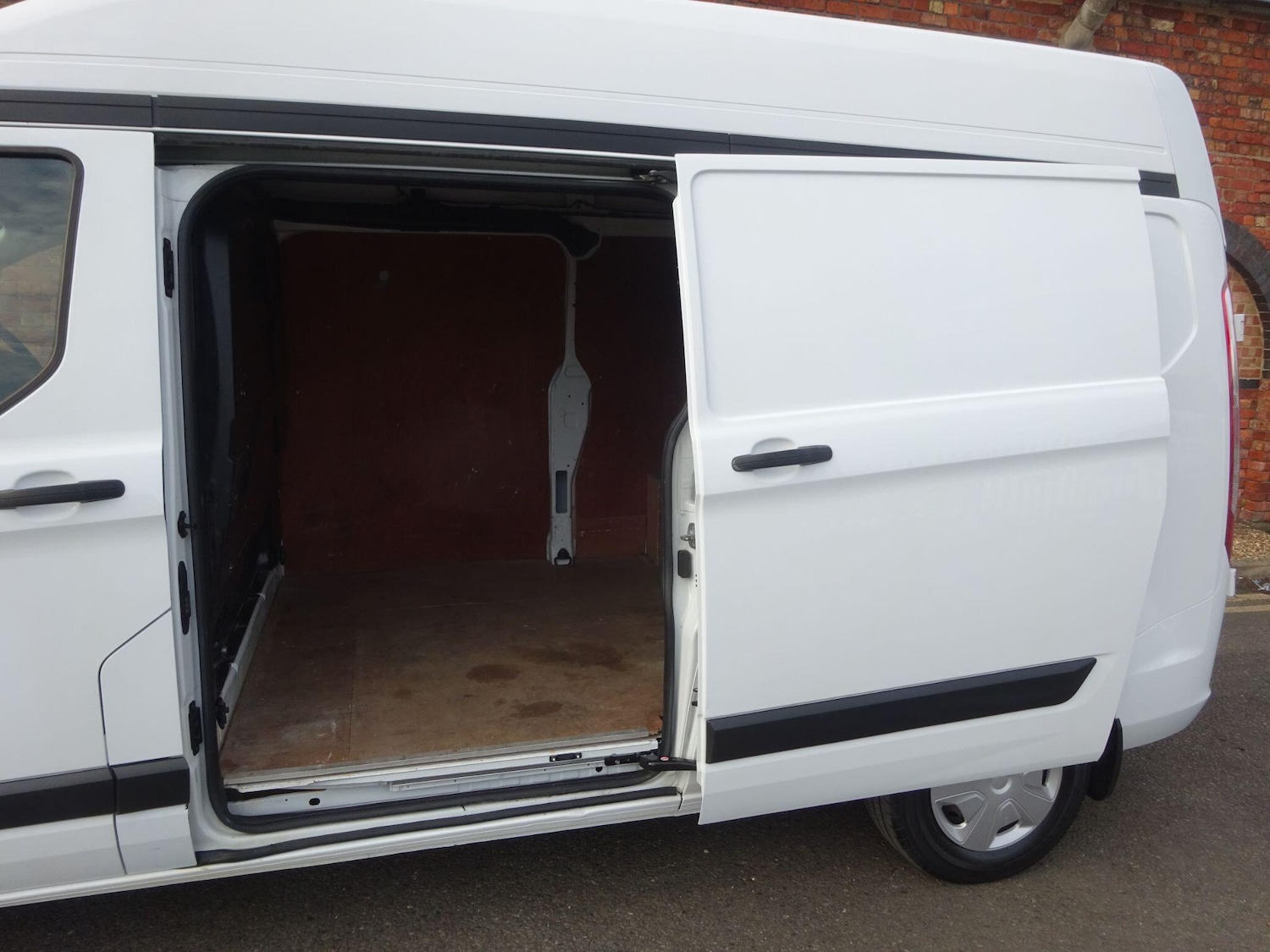 Used Ford Transit Custom 2019 for sale - 76988603: Photo 6