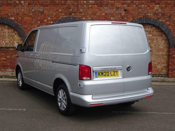 Used Volkswagen Transporter 2020 for sale - 75741685: Photo