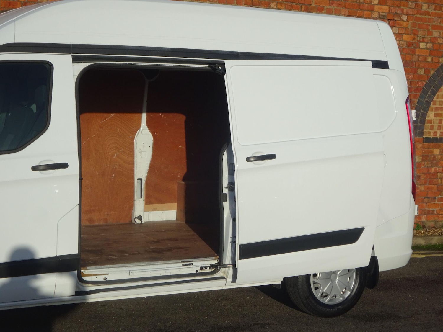 Used Ford Transit Custom 2021 for sale - 77315358: Photo 6