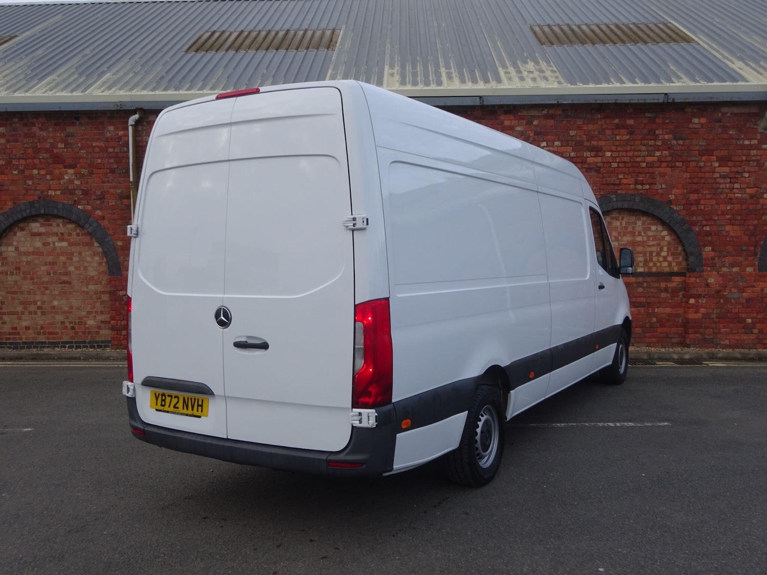Used Mercedes-Benz Sprinter 2023 for sale - 77978363: Photo 3