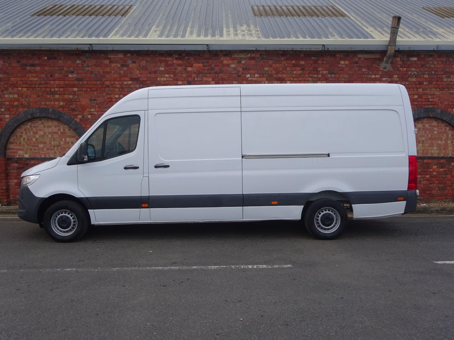 Used Mercedes-Benz Sprinter 2023 for sale - 77978363: Photo 5