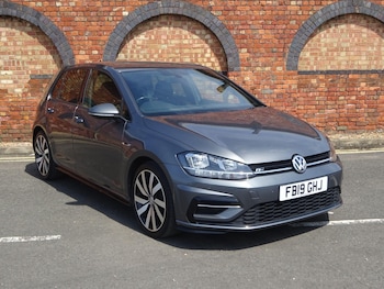 Used Volkswagen Golf 2019 for sale - 79116839: Photo