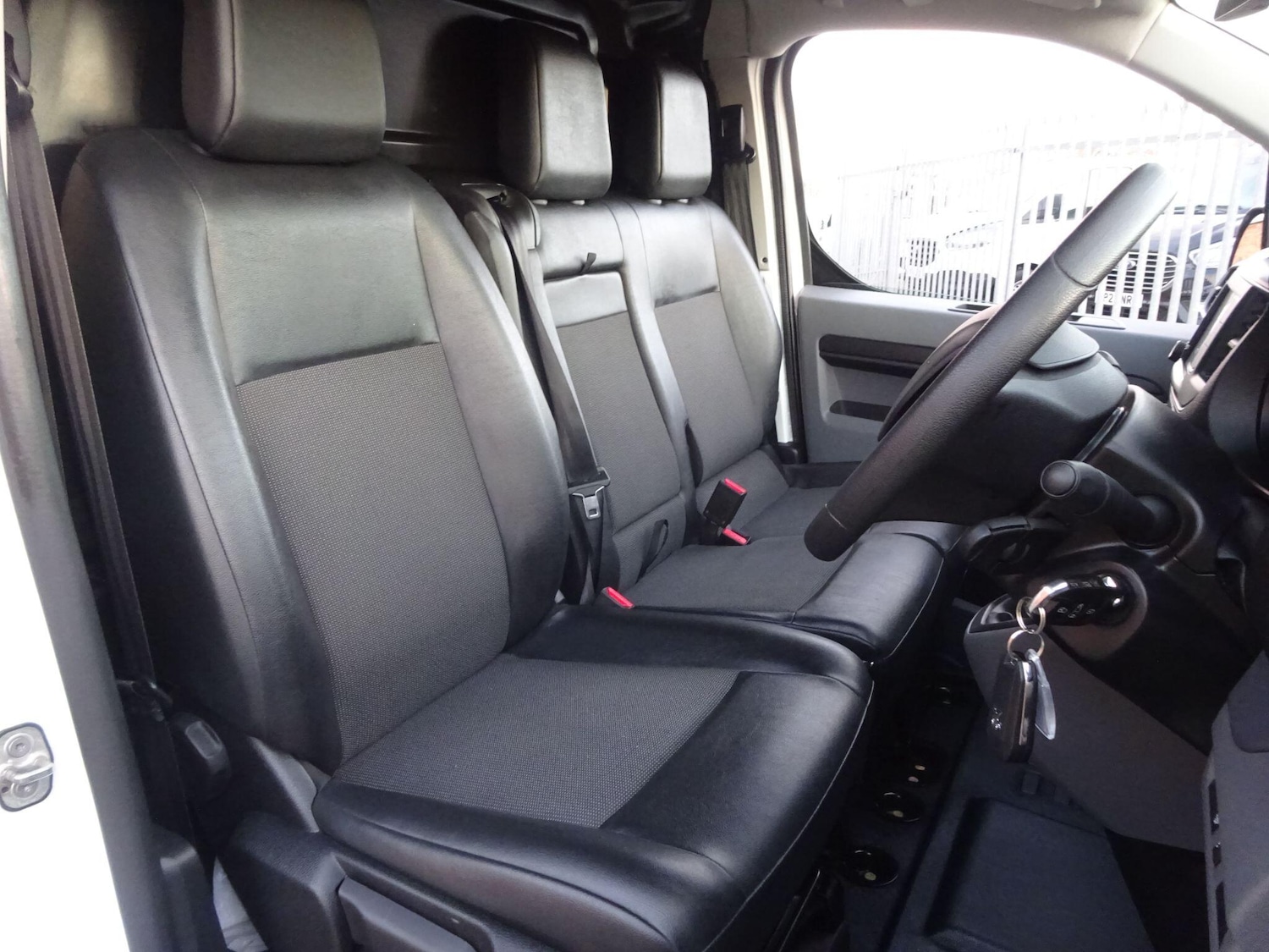 Used Peugeot Expert 2021 for sale - 77315349: Photo 15