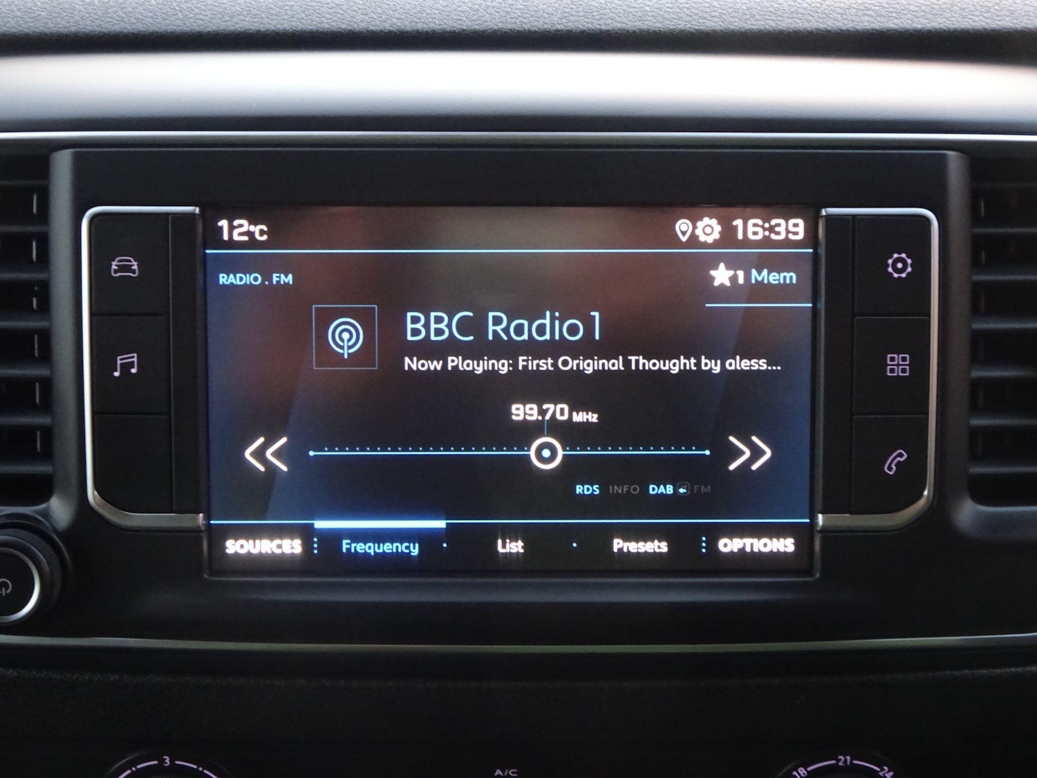 Used Peugeot Expert 2021 for sale - 77315349: Photo 18