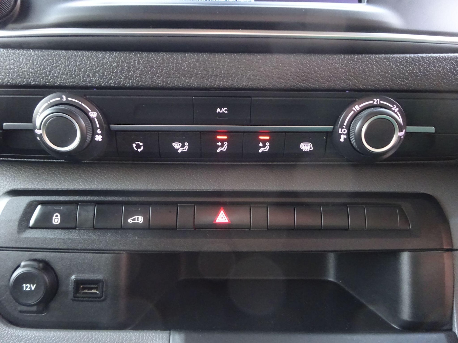 Used Peugeot Expert 2021 for sale - 77315349: Photo 21