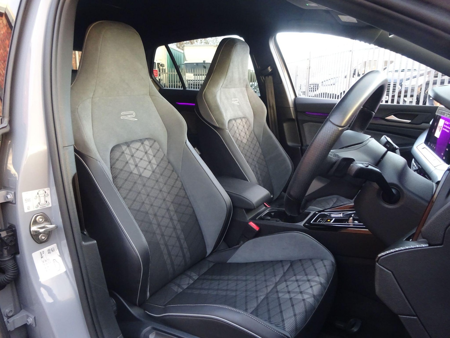 Used Volkswagen Golf for sale - 76994206: Photo 12