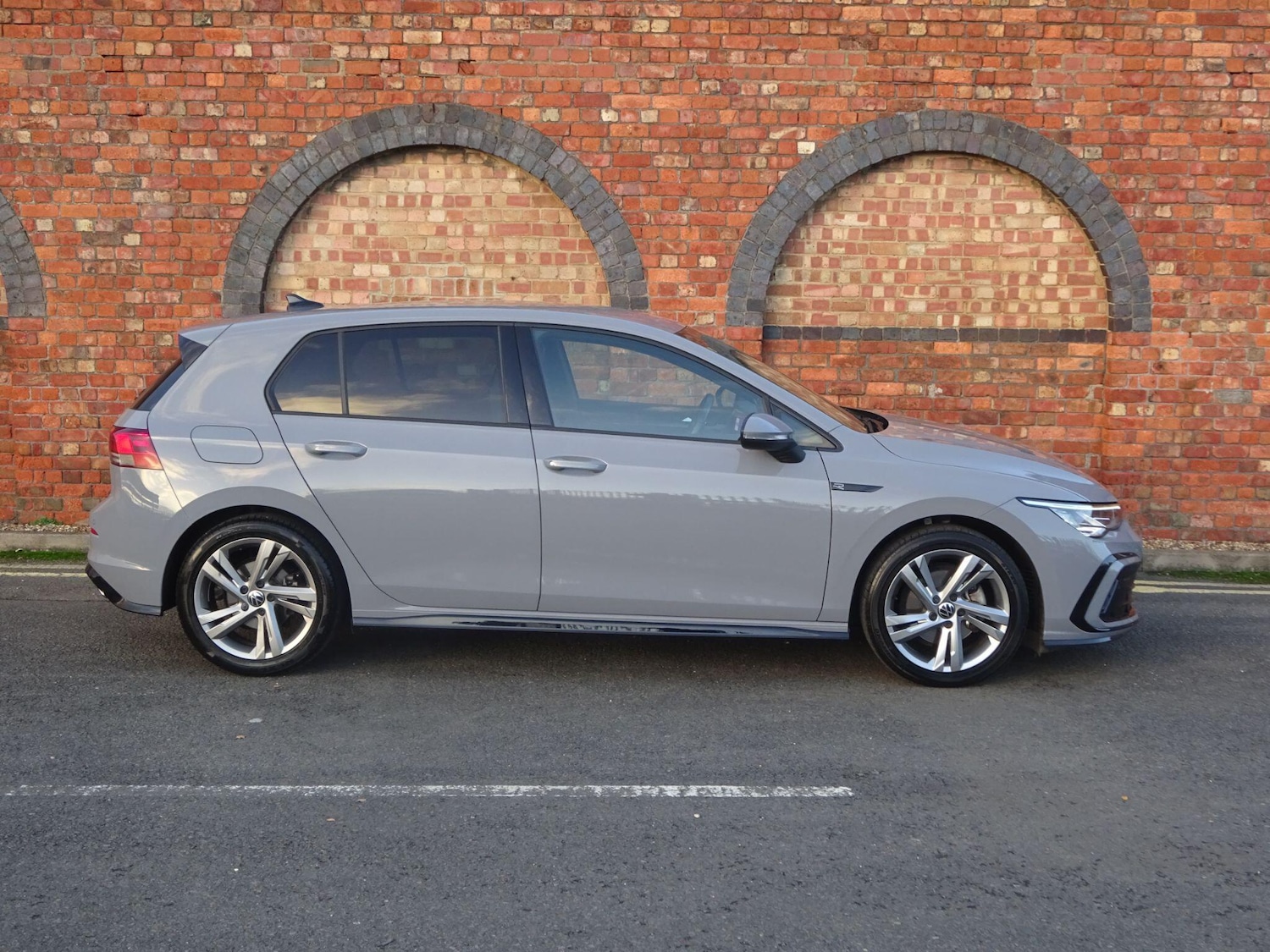 Used Volkswagen Golf for sale - 76994206: Photo 2