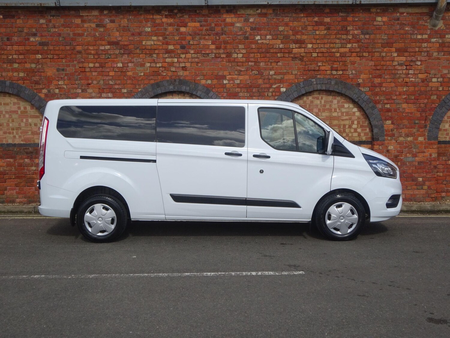 Used Ford Transit Custom 2021 for sale - 76260332: Photo 2