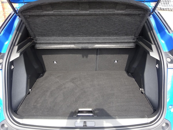 Used Peugeot 2008 2021 for sale - 75741045: Photo 16