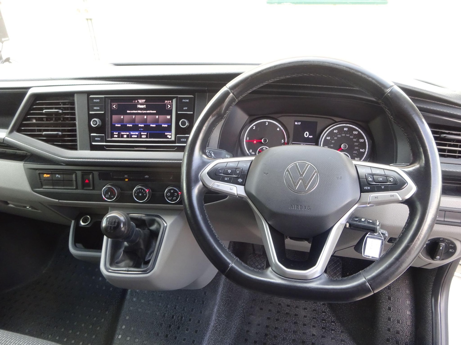 Used Volkswagen Transporter 2021 for sale - 76174873: Photo 13