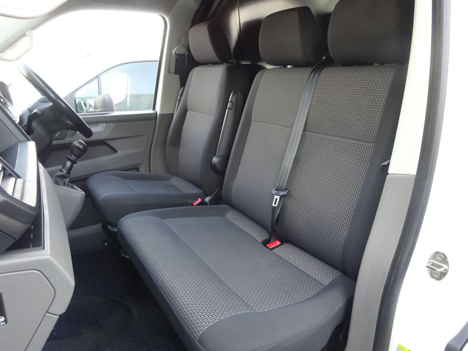 Used Volkswagen Transporter 2021 for sale - 76174873: Photo 15