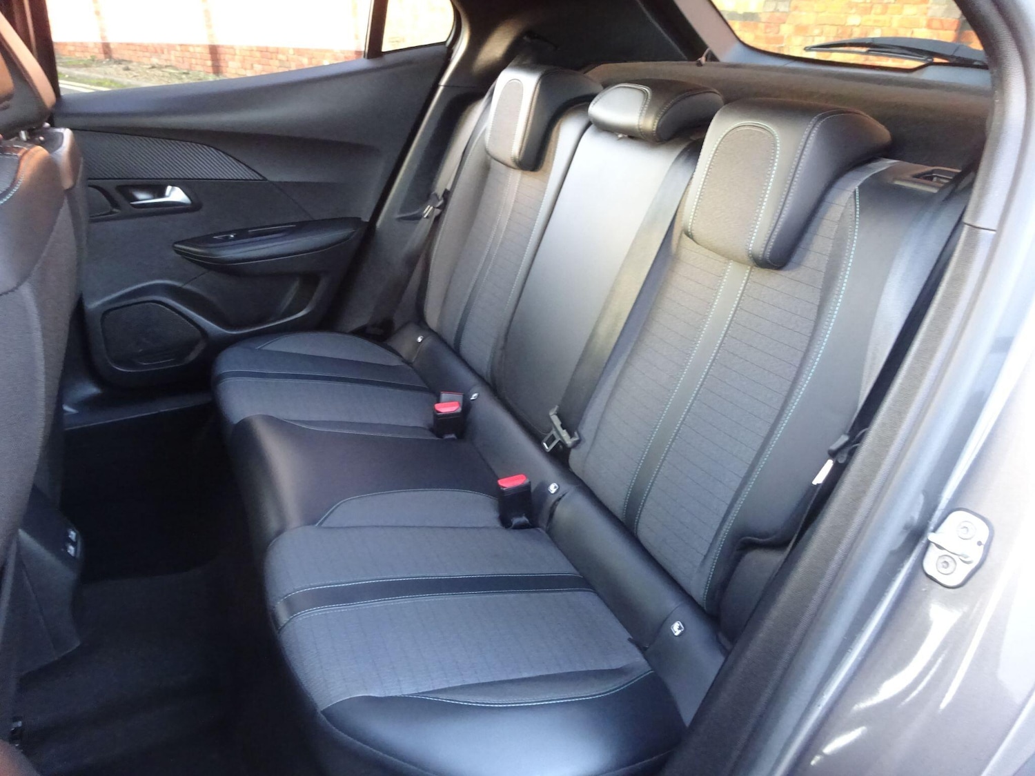 Used Peugeot 2008 2022 for sale - 76994187: Photo 15